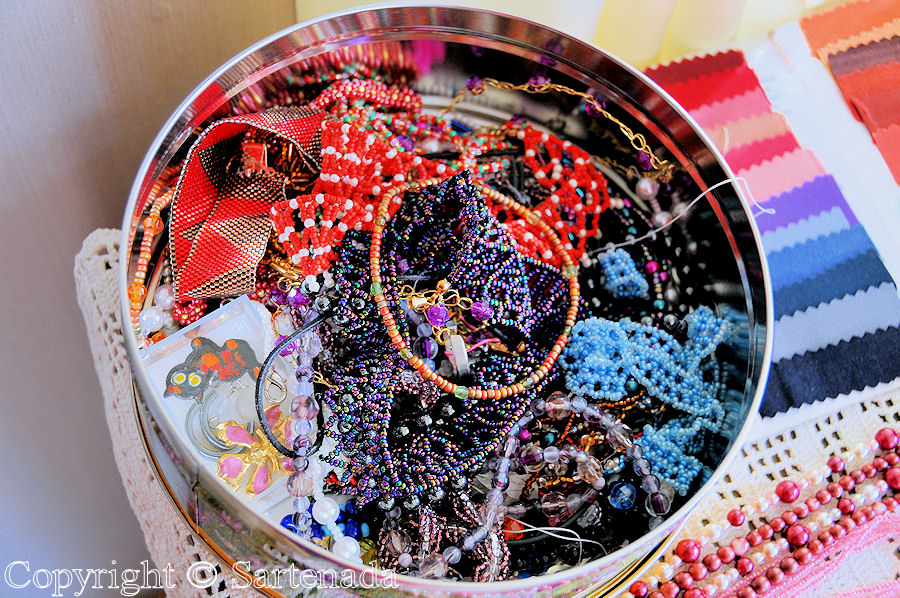 Beads / Abalorios / Perles