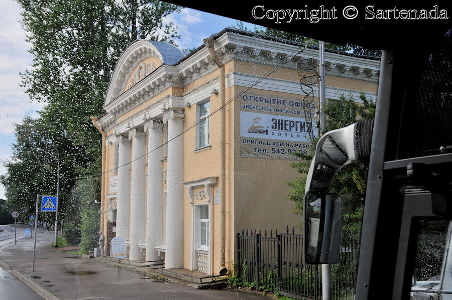 Day trip to Kronstadt / Viaje de un día a Kronstadt / Excursion d'une journée à Kronstadt