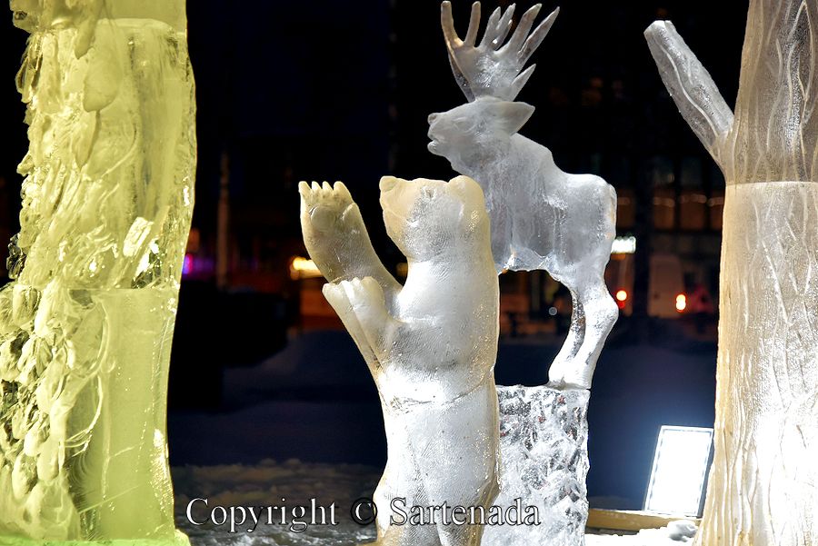 Ice sculptures / Esculturas de hielo / Sculptures de glace / Esculturas de gelo