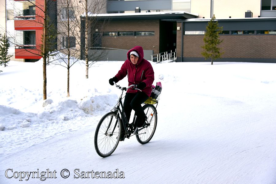 Winter biking / Ciclismo en invierno / Cyclisme en hiver / Ciclismo de inverno