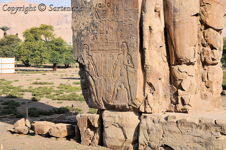 Colossi of Memnon / Colosos de Memnon / Colosses de Memnon / Colossos de Memnon